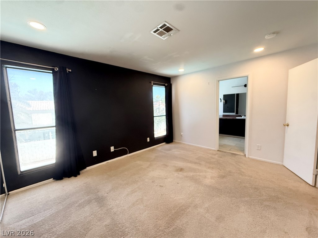 2066 Waverly Circle Property Photo 5