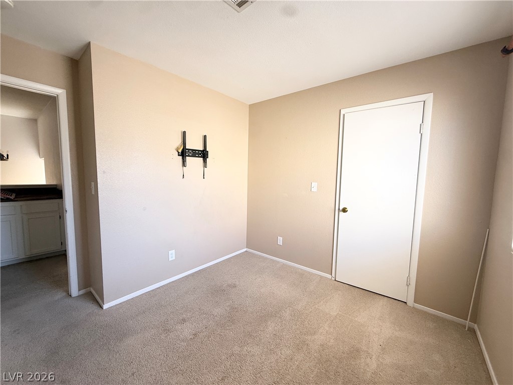 2066 Waverly Circle Property Photo 12