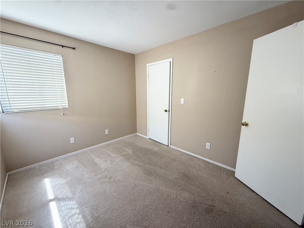 2066 Waverly Circle Property Photo 15