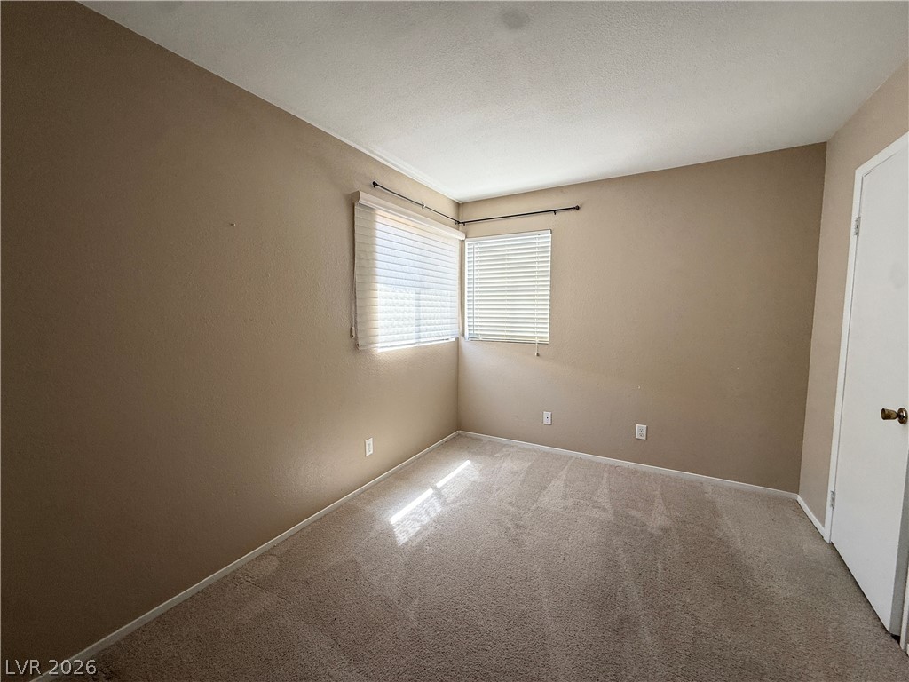 2066 Waverly Circle Property Photo 16
