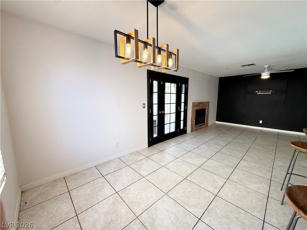 2066 Waverly Circle Property Photo 25