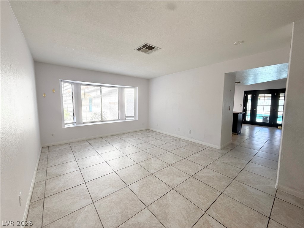 2066 Waverly Circle Property Photo 31