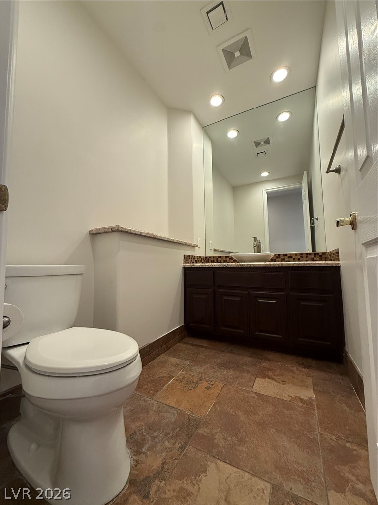 8112 Sapphire Bay Circle Property Photo 14