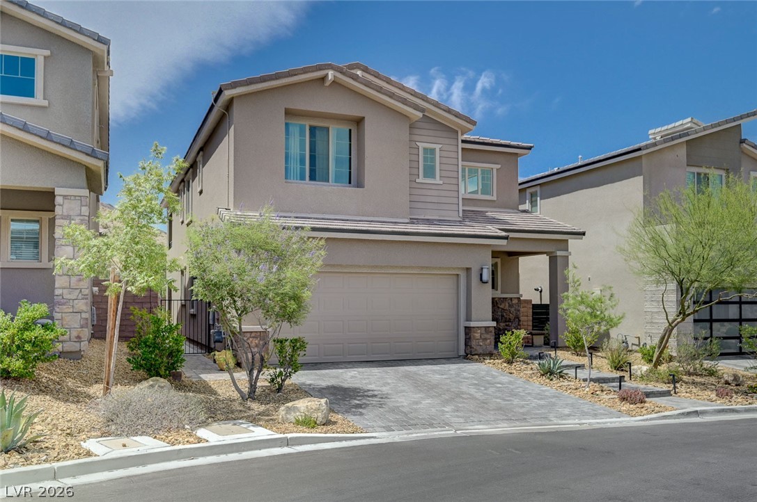 2557 Iron Crest Lane Property Photo 2