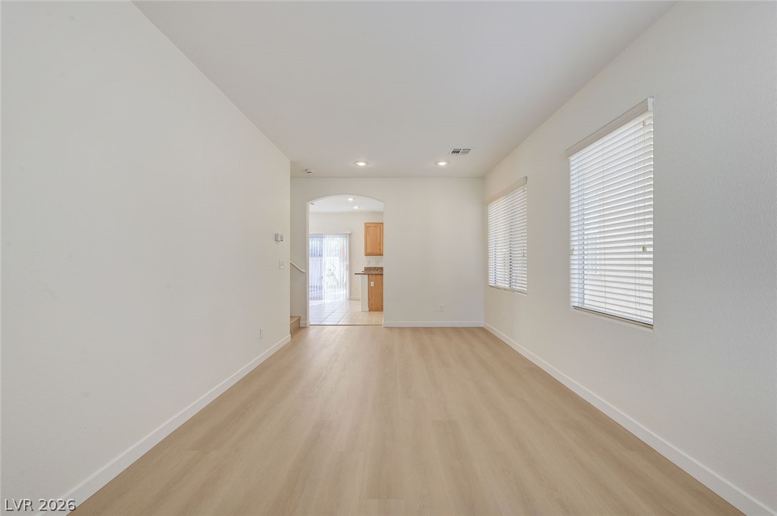5389 Encino Springs Avenue Property Photo 3