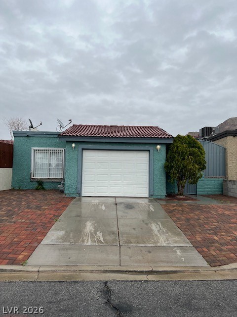 2274 Sabroso Street Property Photo 1