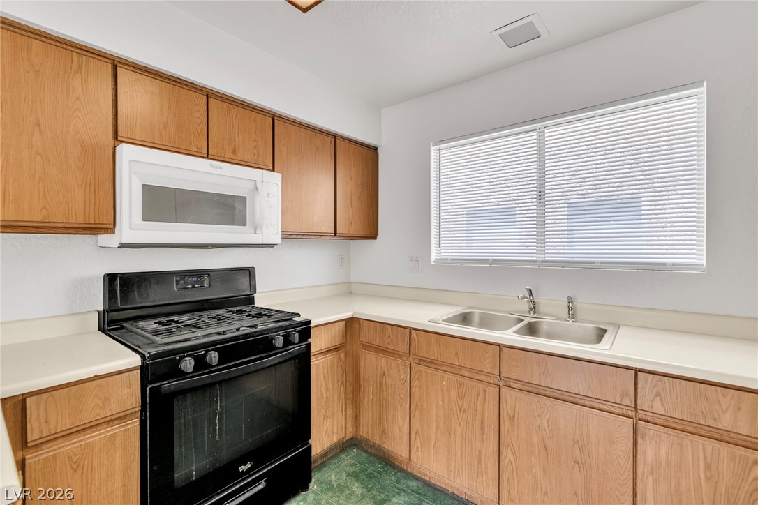 536 Dutchman Avenue Property Photo 13