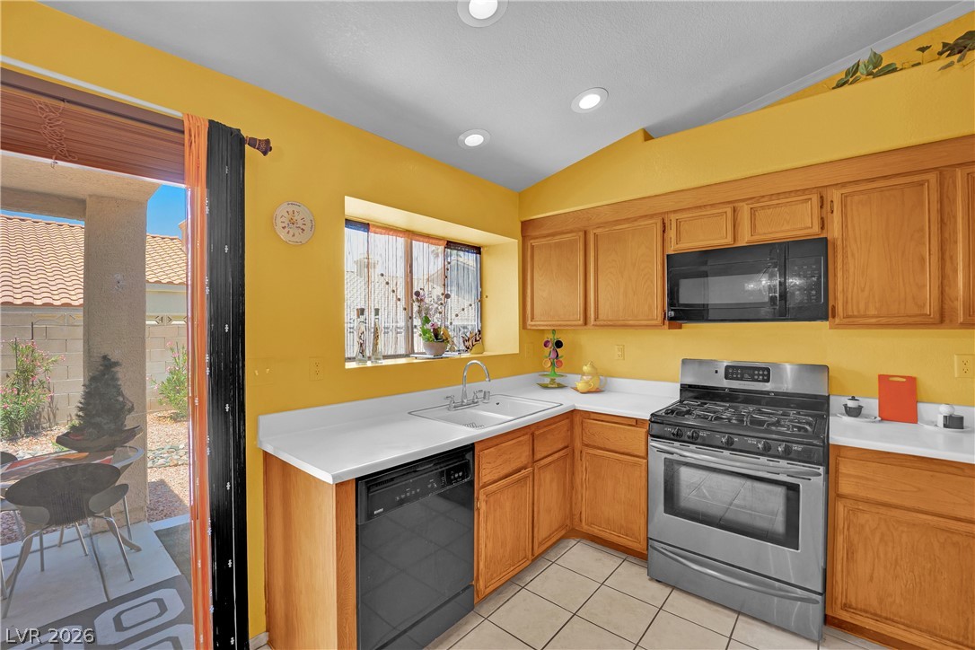 7608 Haskell Flats Drive Property Photo 10