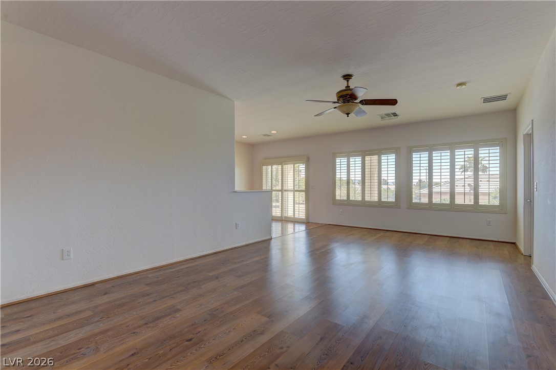 7748 Island Rail Drive Property Photo 6