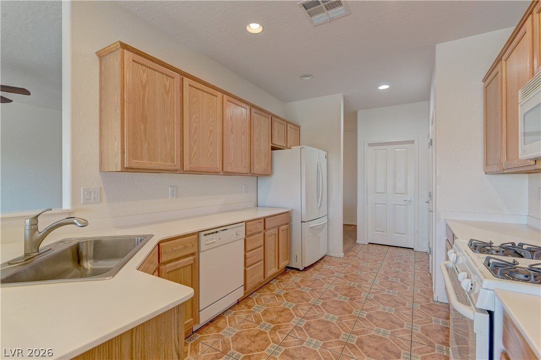 7748 Island Rail Drive Property Photo 8