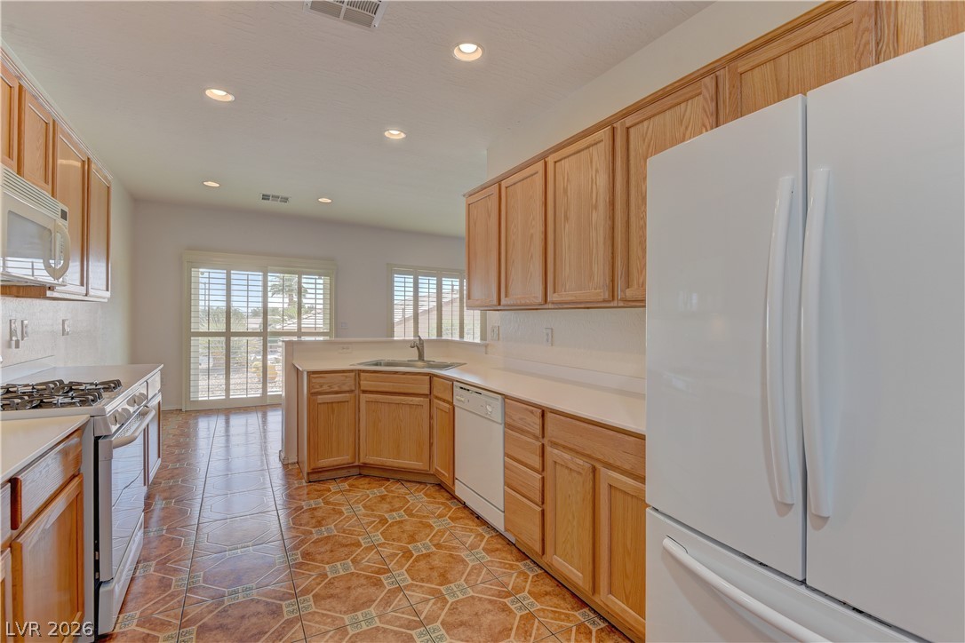 7748 Island Rail Drive Property Photo 10