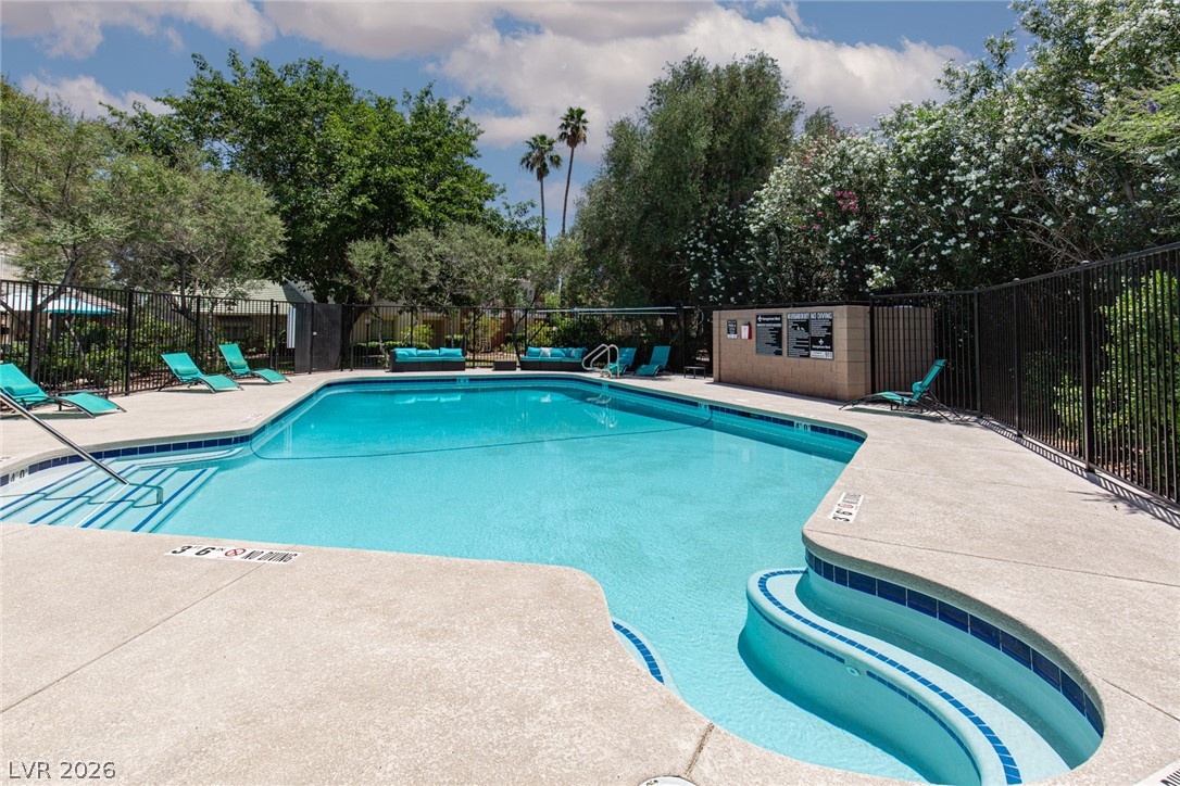 700 Tam O Shanter Property Photo 35