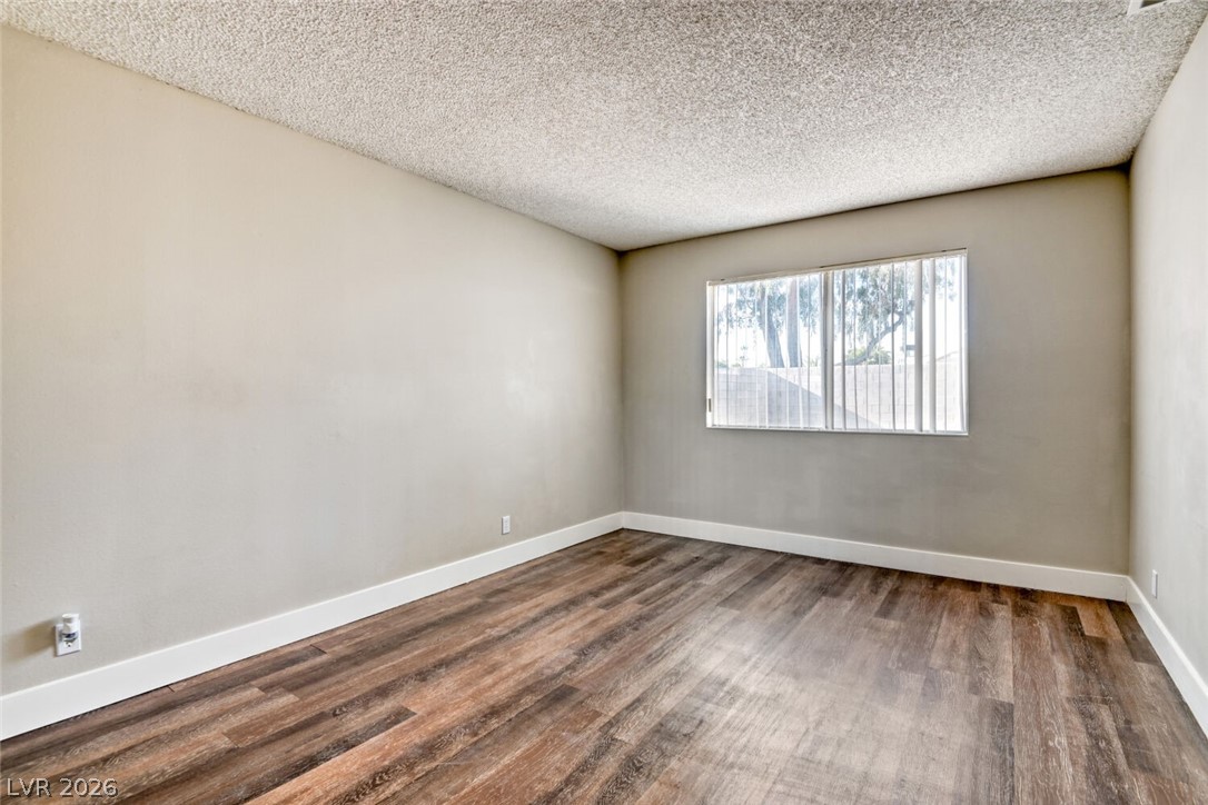 6459 Aclare Avenue Property Photo 13