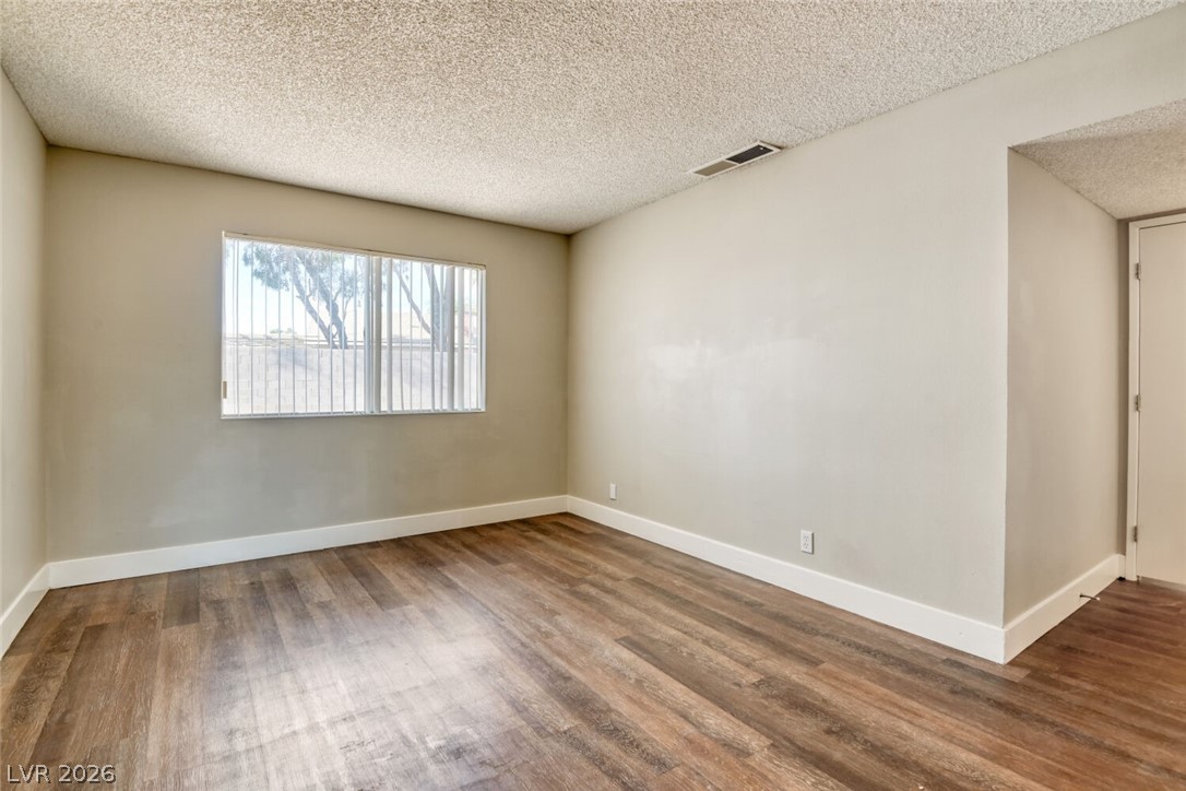 6459 Aclare Avenue Property Photo 14