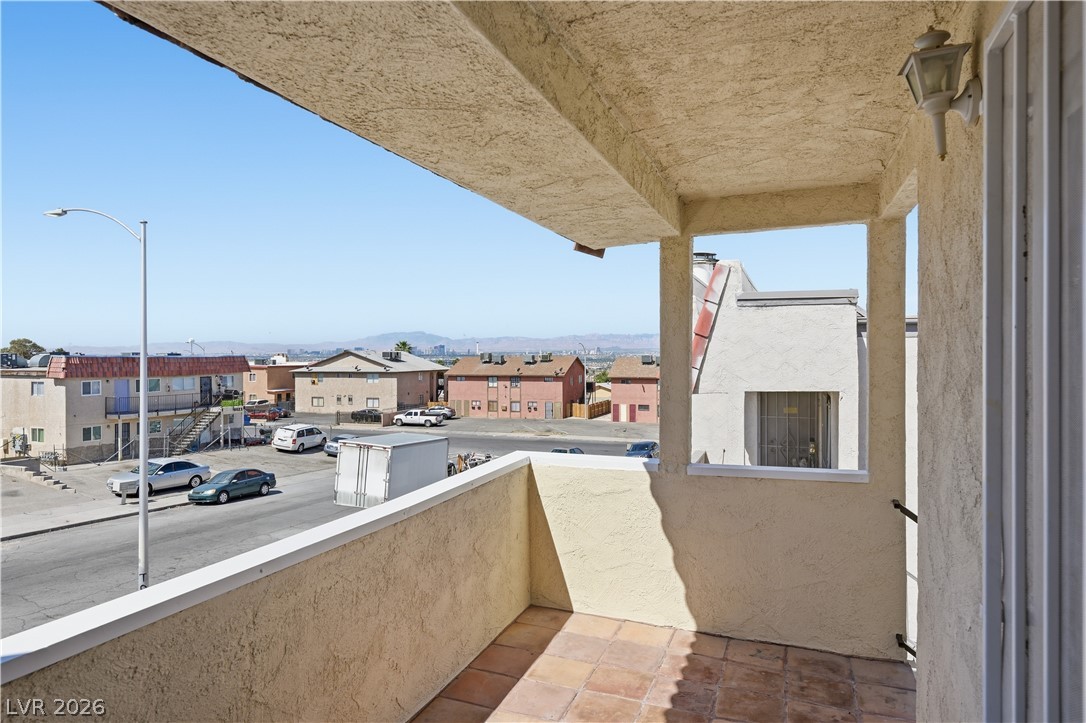 6952 Issac Avenue Property Photo 4
