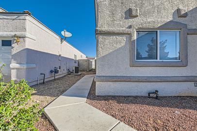 1720 Dwayne Stedman Avenue Property Photo 6