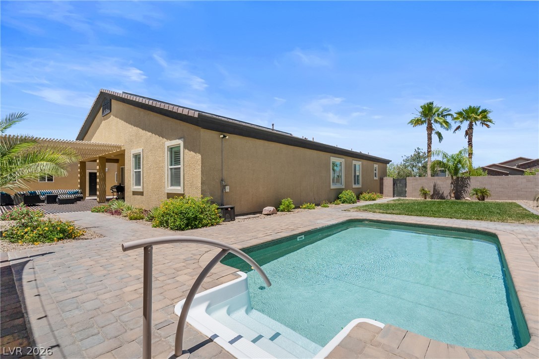 9095 Wing Shadow Circle Property Photo 13