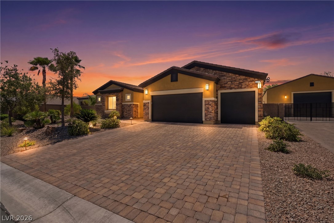 9095 Wing Shadow Circle Property Photo 16