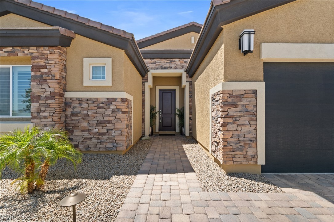 9095 Wing Shadow Circle Property Photo 17