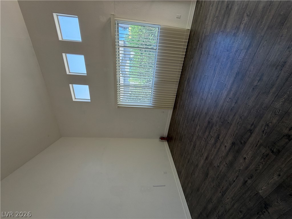 5264 Sacha Way Property Photo 8