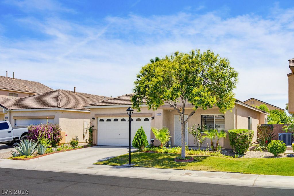 4825 Cascade Pools Avenue Property Photo 1