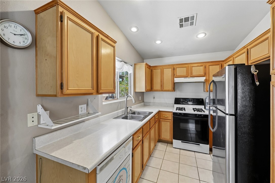 5804 Chisolm Trail Property Photo 4