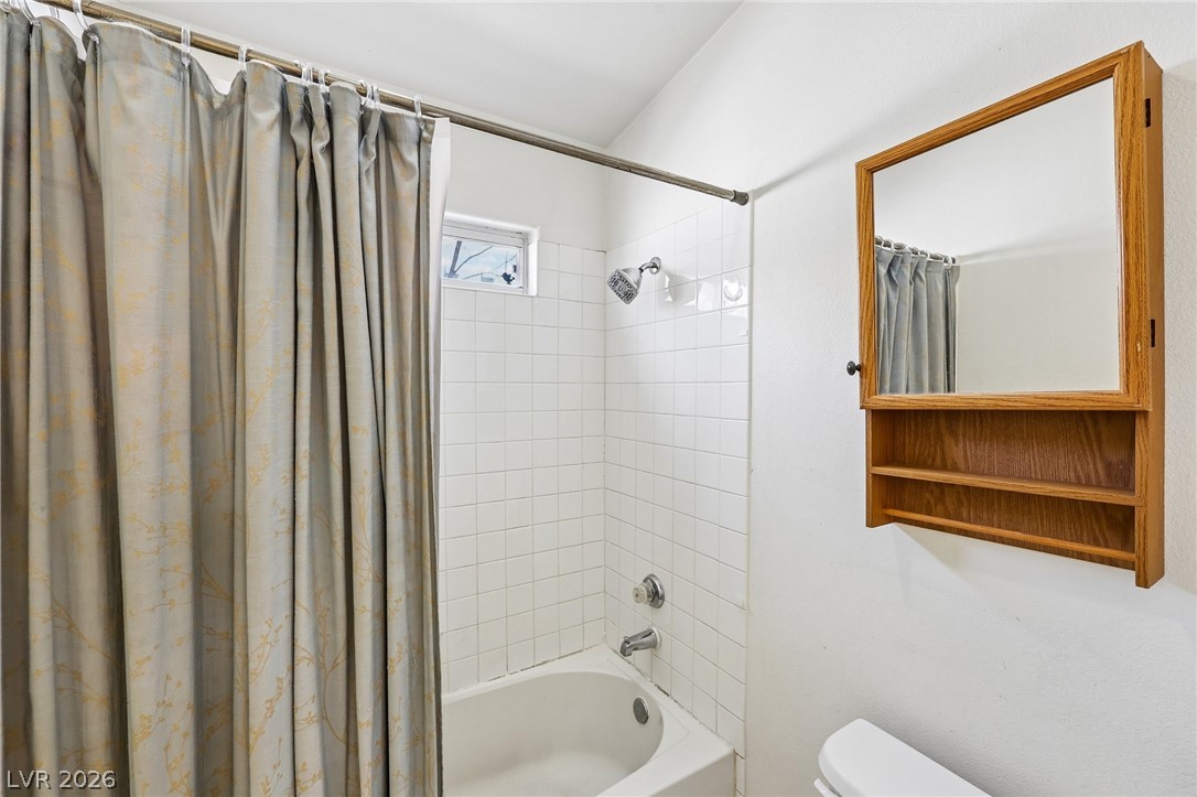 5804 Chisolm Trail Property Photo 11