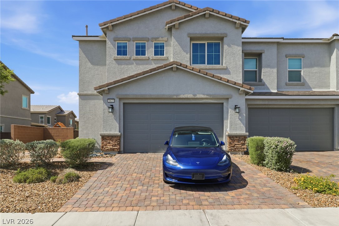 1623 Dakota Group Avenue Property Photo 1
