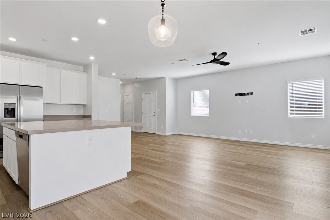 1623 Dakota Group Avenue Property Photo 3