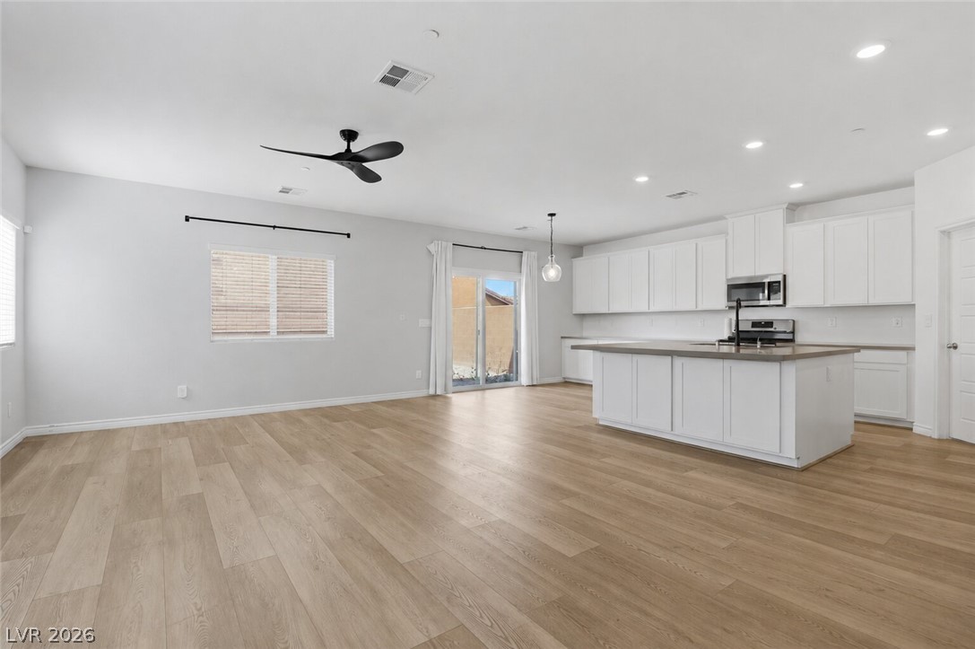 1623 Dakota Group Avenue Property Photo 8