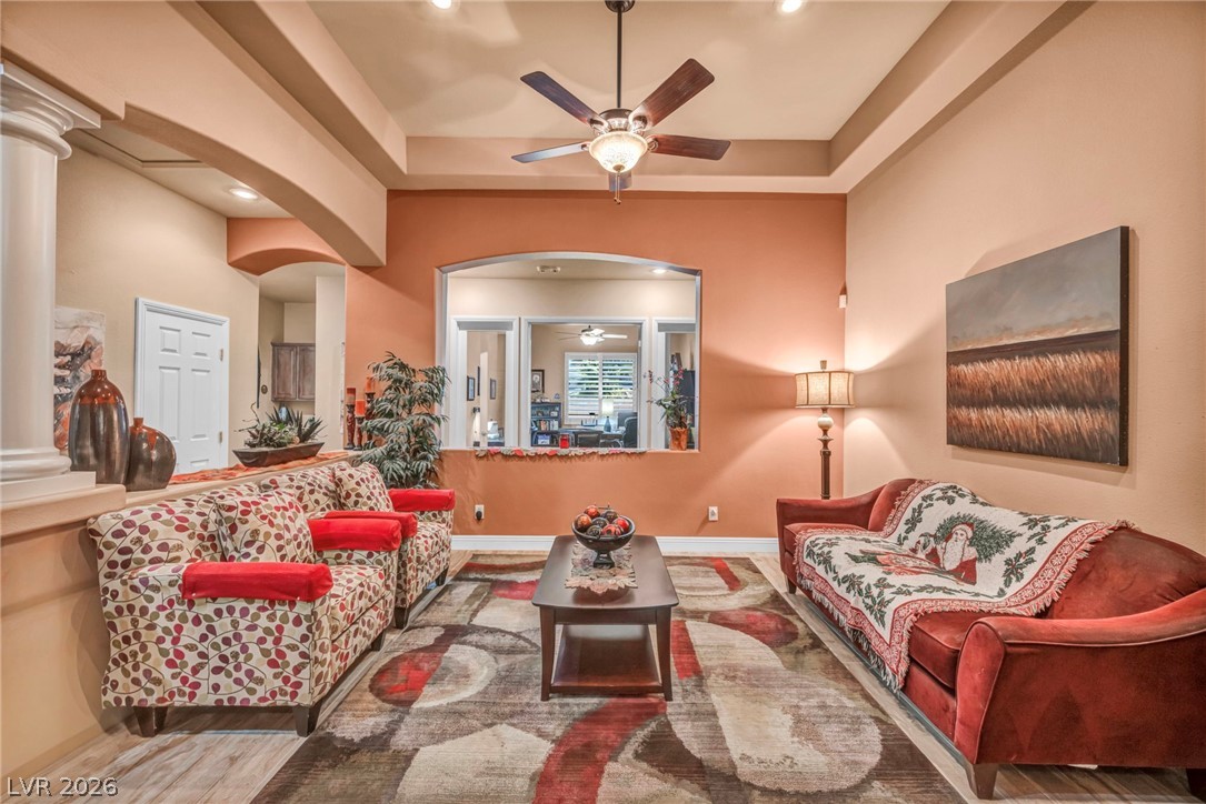 10372 Hawks Wing Street Property Photo 6