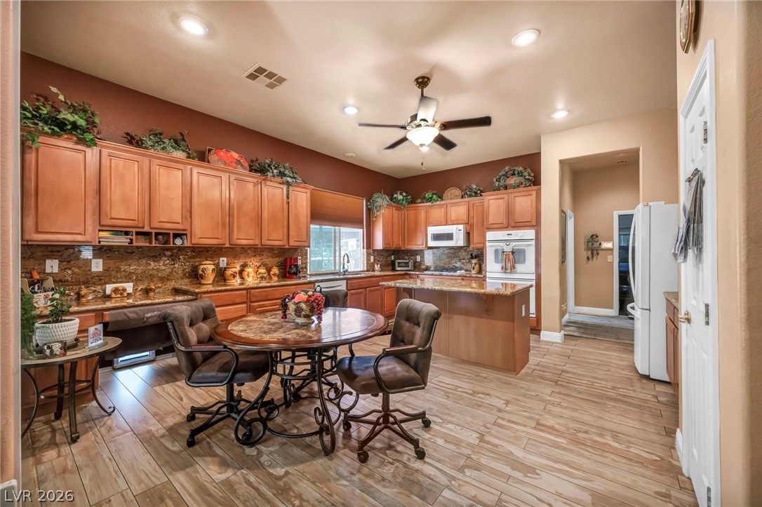 10372 Hawks Wing Street Property Photo 10