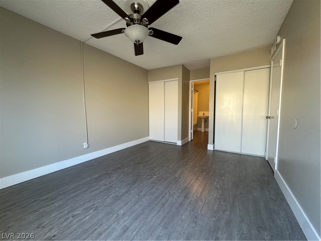 1467 Hialeah Drive D Property Photo 15