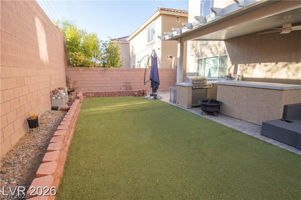 8525 Silver Coast Street Property Photo 30
