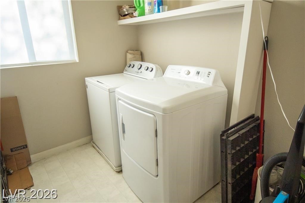8525 Silver Coast Street Property Photo 32