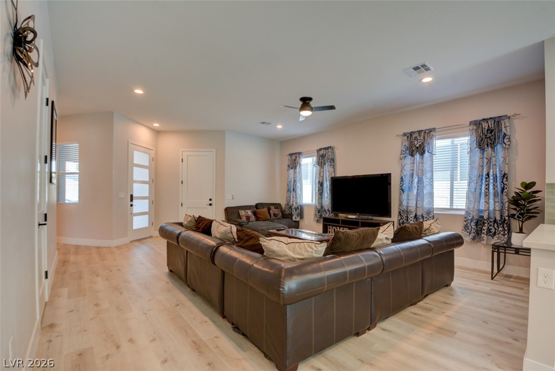 5534 Stormy Night Court Property Photo 10