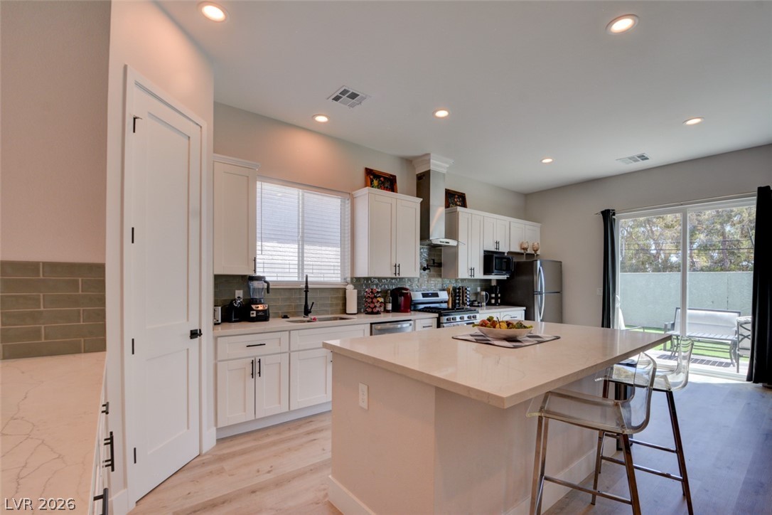 5534 Stormy Night Court Property Photo 14