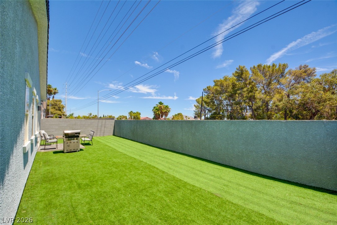 5534 Stormy Night Court Property Photo 41