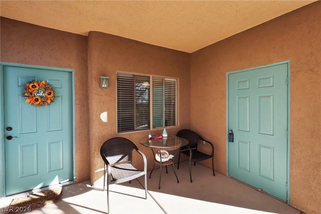 465 Turtleback Road B Property Photo 1