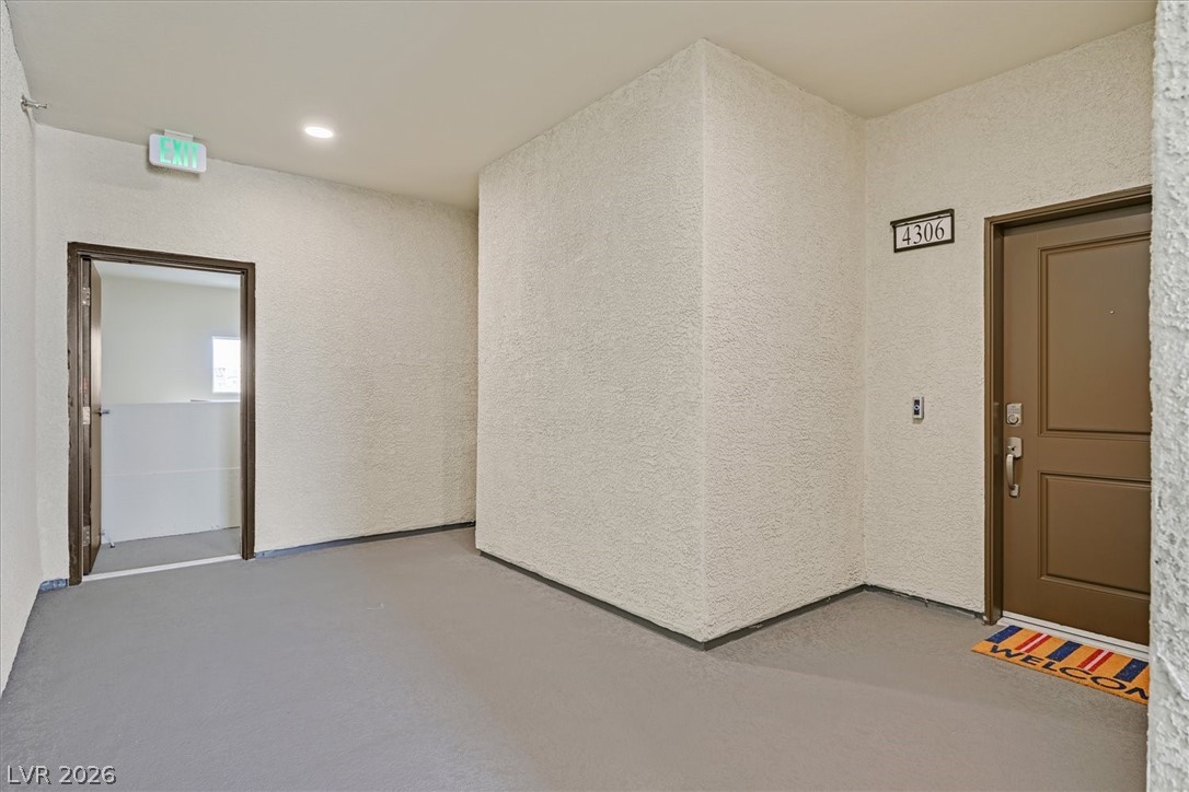 2555 Hampton Road 4306 Property Photo 6