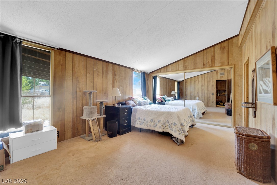 601 West Street Property Photo 15