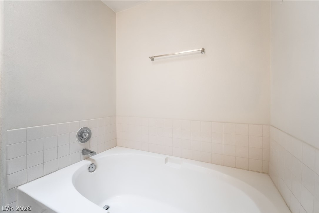 3504 Judah Way Property Photo 25