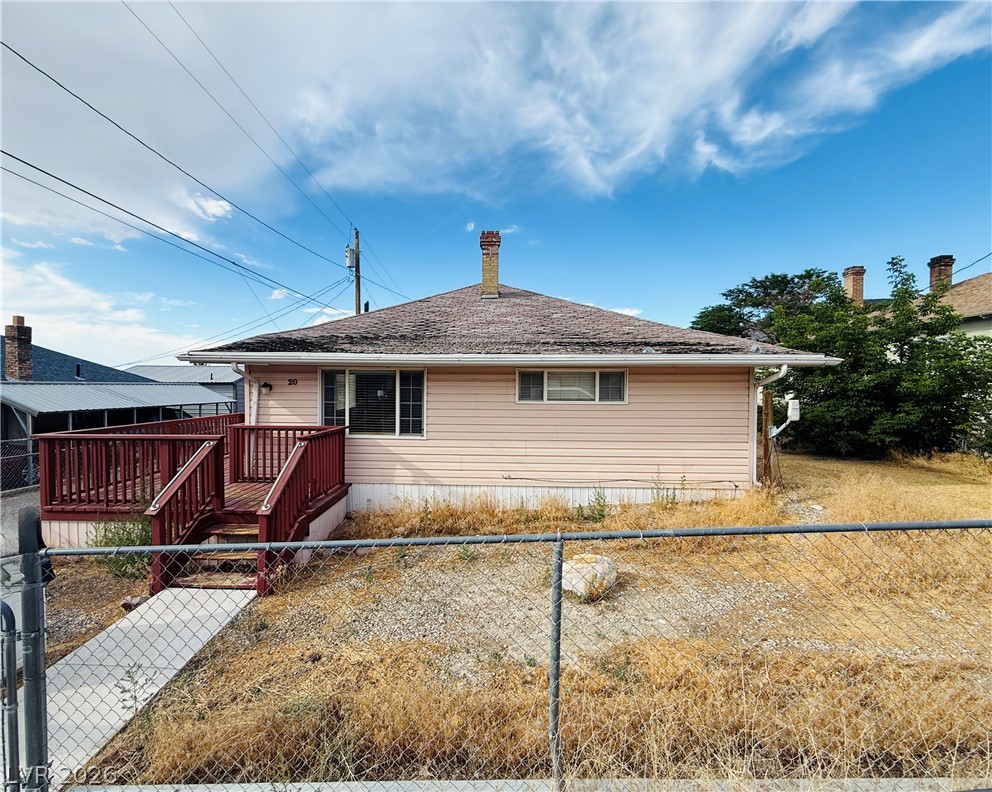 20 Avenue H Property Photo 1