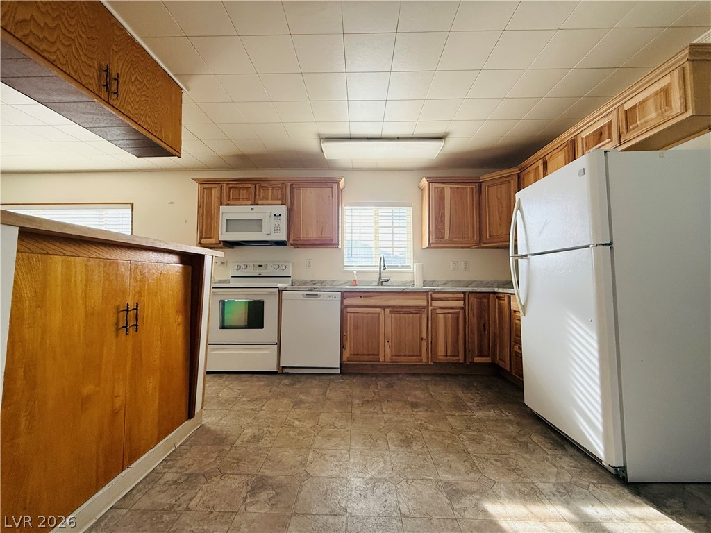 20 Avenue H Property Photo 5