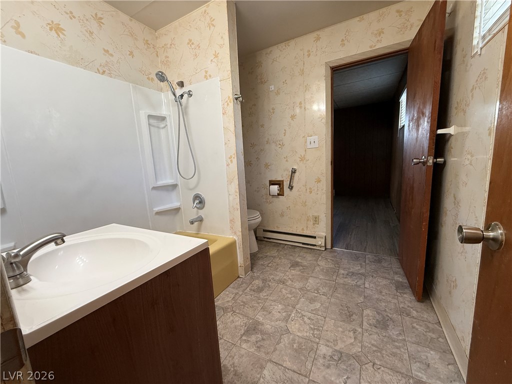 20 Avenue H Property Photo 11