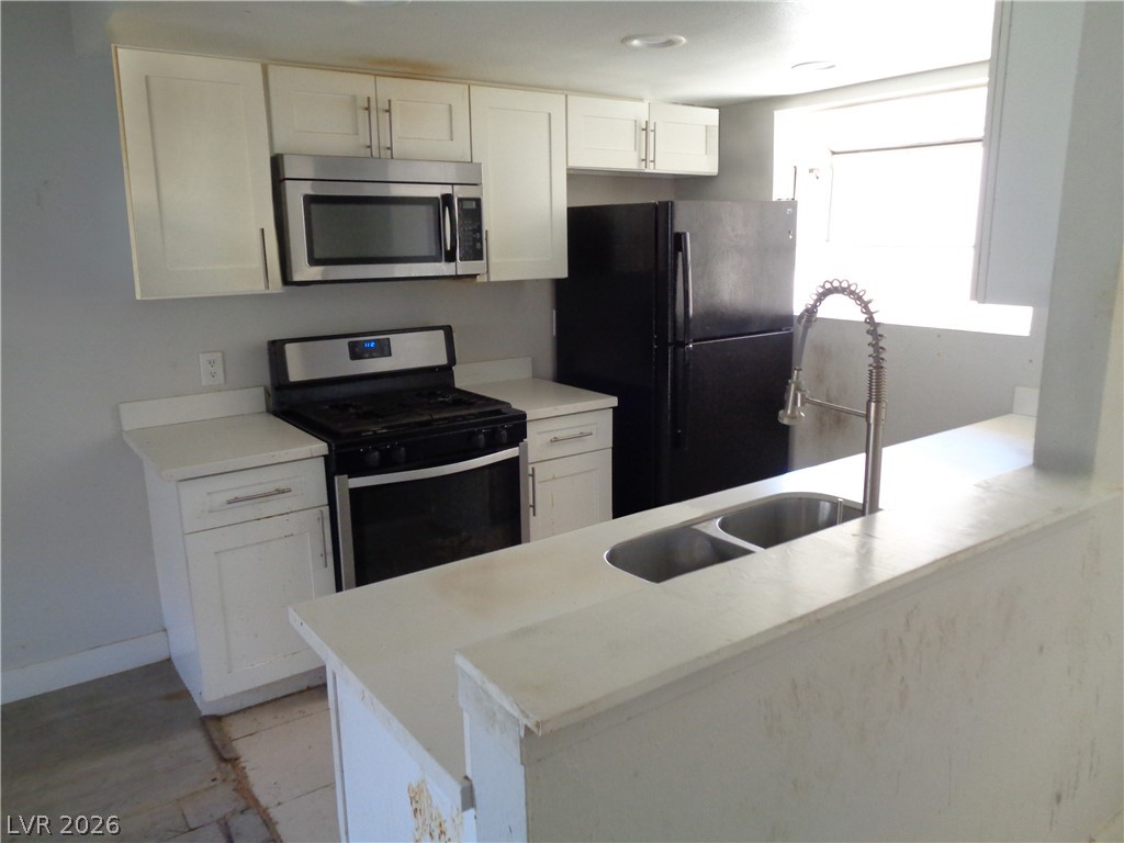 3016 Saint George Street F Property Photo 2