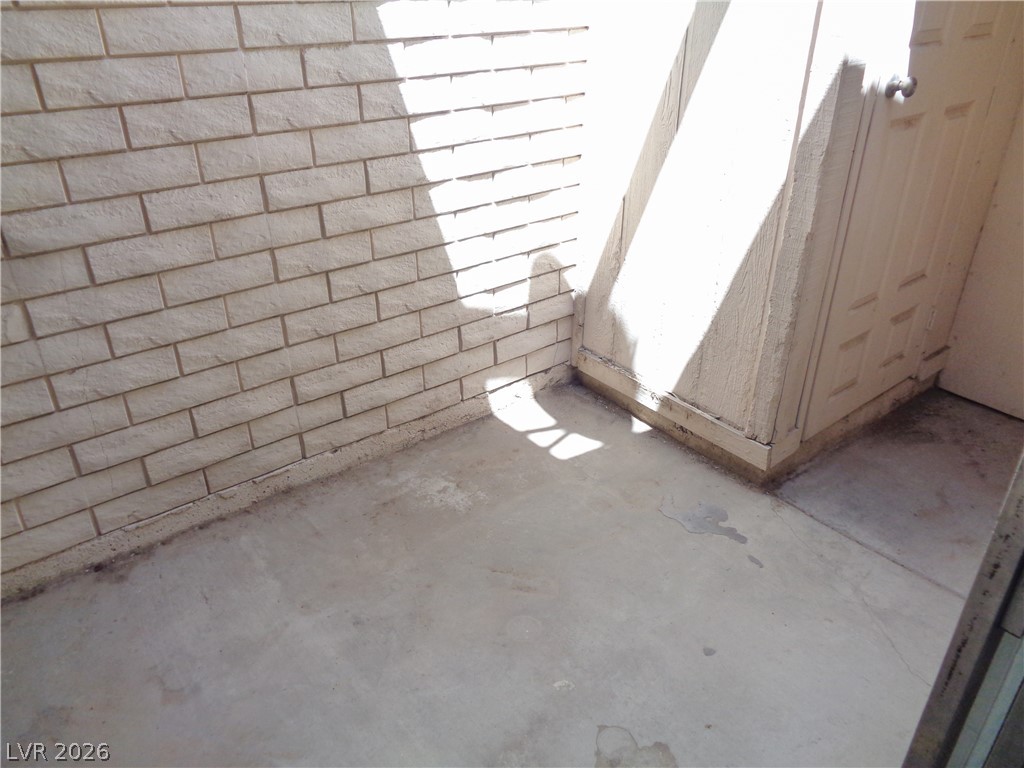 3016 Saint George Street F Property Photo 4