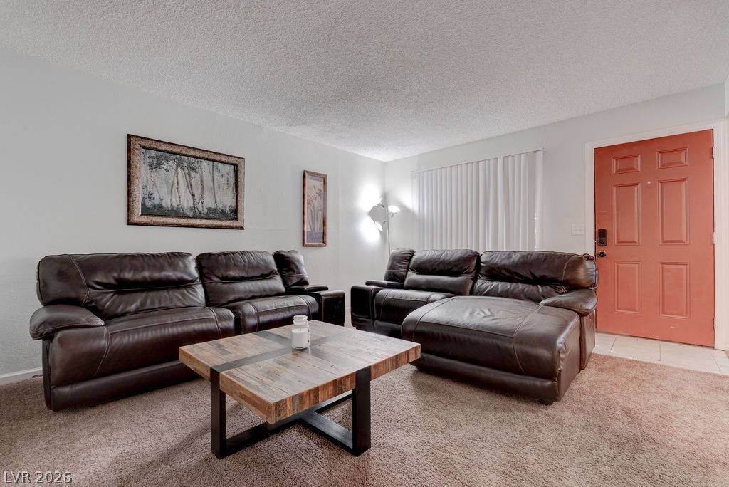 1858 Avacado Court Property Photo 6