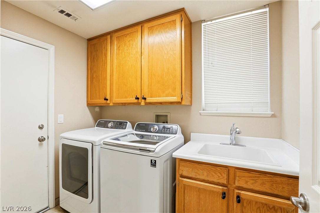 2221 Juniper Berry Drive Property Photo 24