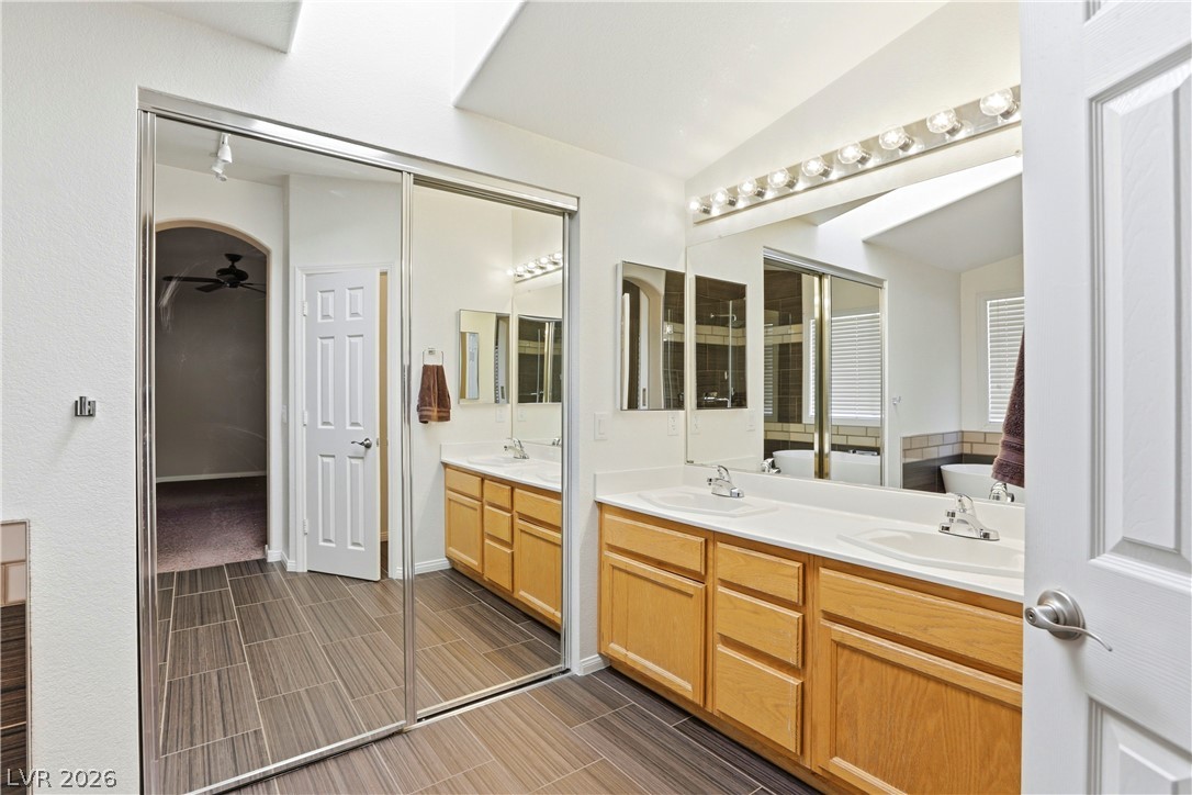 2221 Juniper Berry Drive Property Photo 38